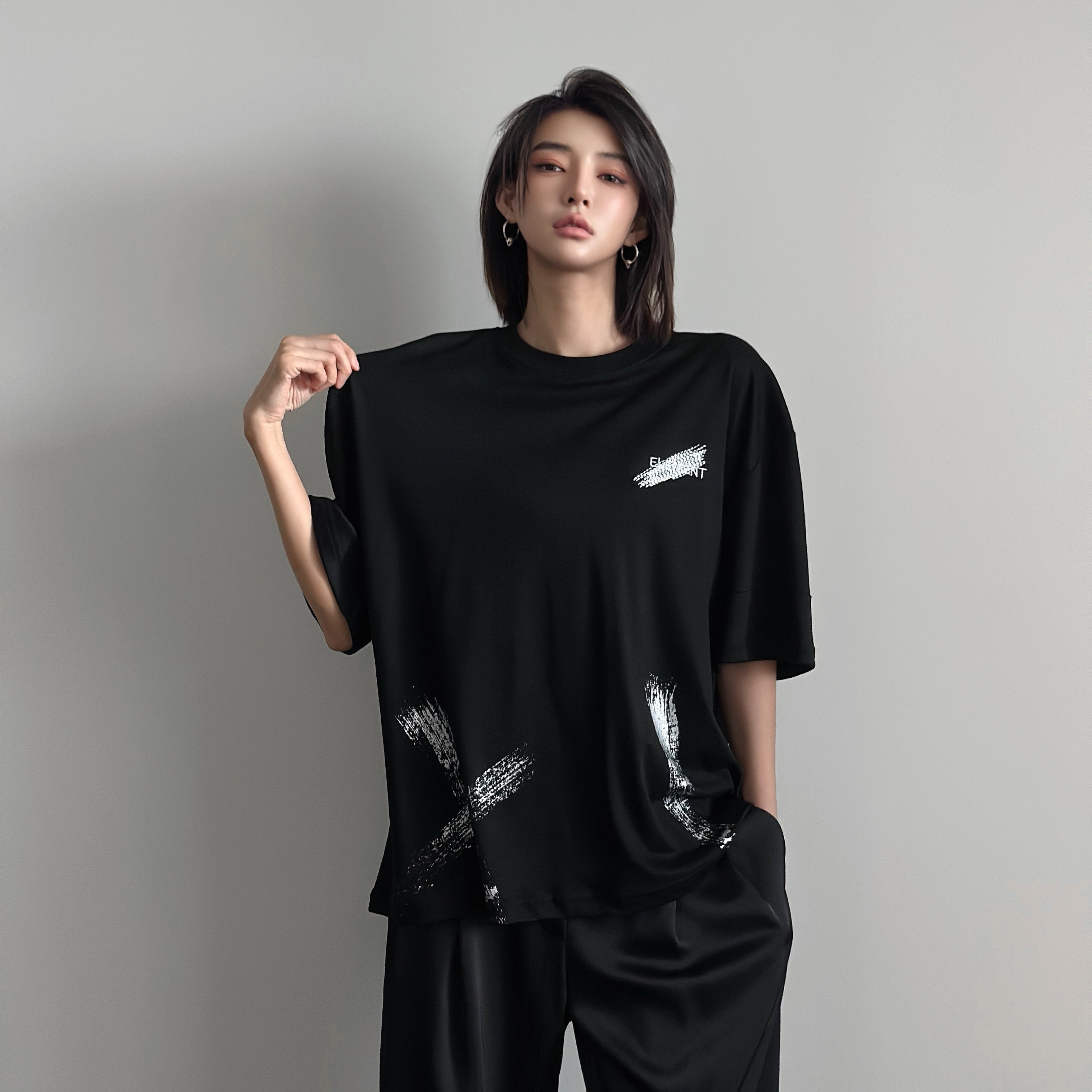 Don't Touch Me Shimmering Tee 5061